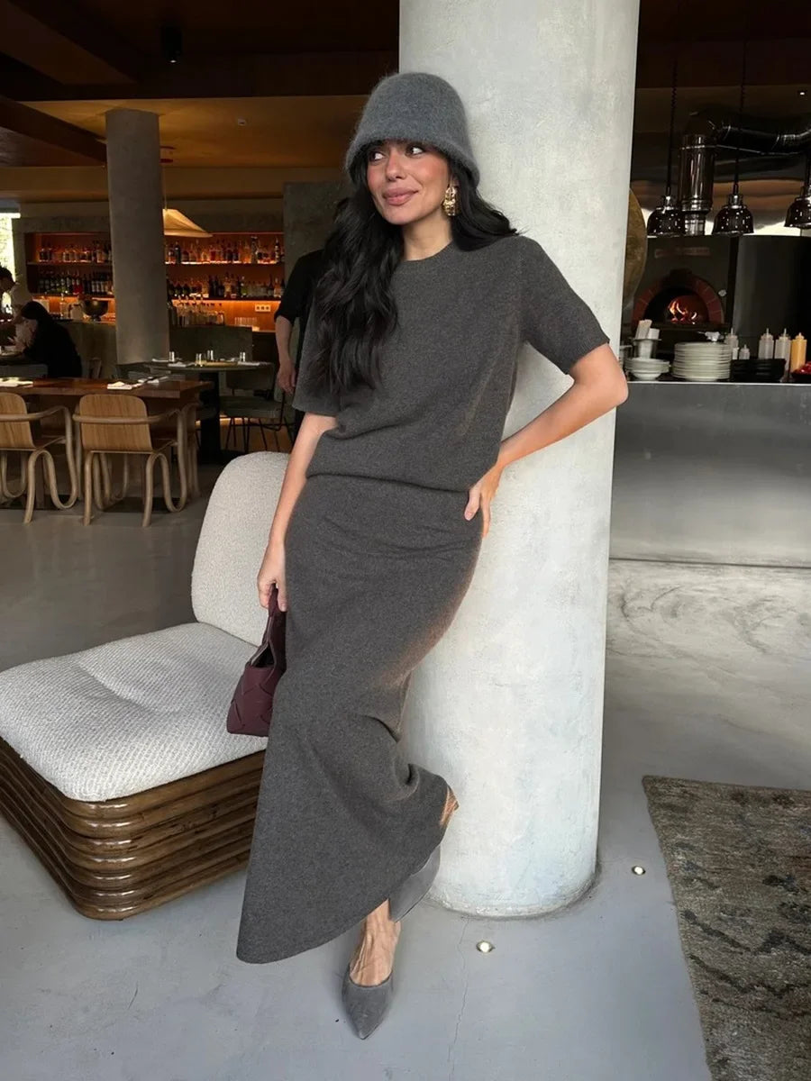 Wolfeel Summer New Soft Knit Set Women'S Short Sleeve Pullover Top Skirt Solid Color Elegant Minimalist Two Piece Set